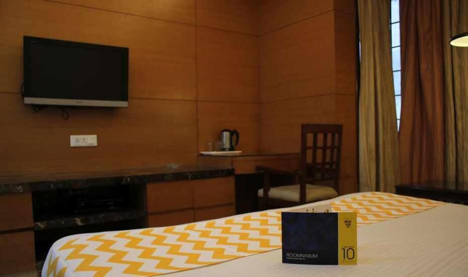 Hotel Good Will Residency - Cyber City คูร์เคาน์ ภายนอก รูปภาพ