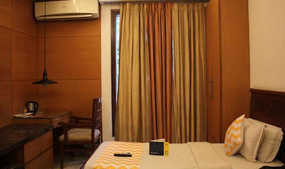 Hotel Good Will Residency - Cyber City คูร์เคาน์ ภายนอก รูปภาพ