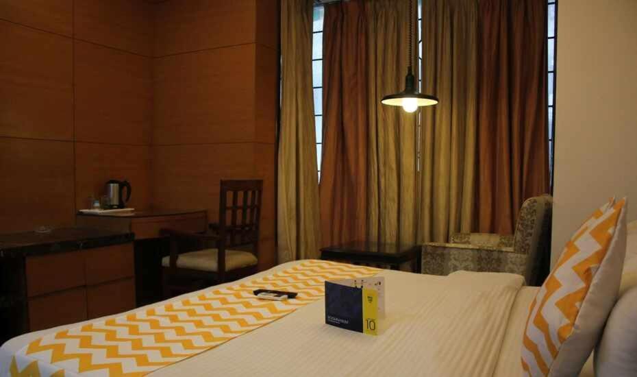 Hotel Good Will Residency - Cyber City คูร์เคาน์ ภายนอก รูปภาพ
